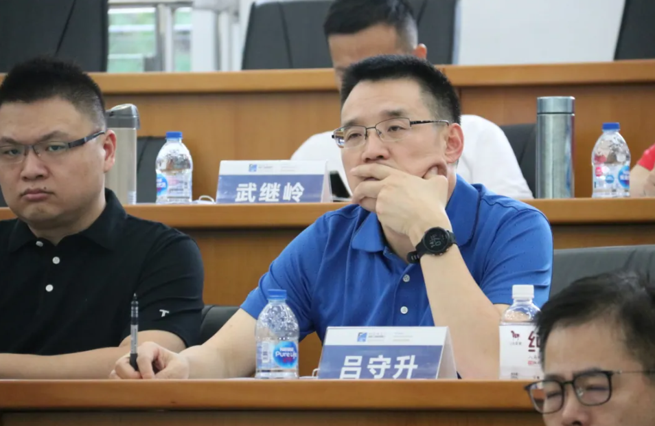 吕守升:从 “解题” 走向 “问道” | DBA是一场与自我的深度对话