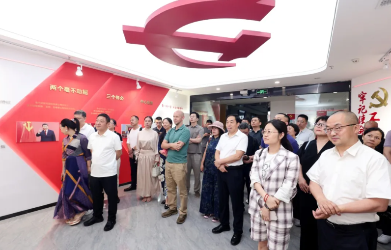 问道巴蜀 | PSL·巴黎九大Executive DBA成都移动课堂暨标杆企业参访活动圆满举行